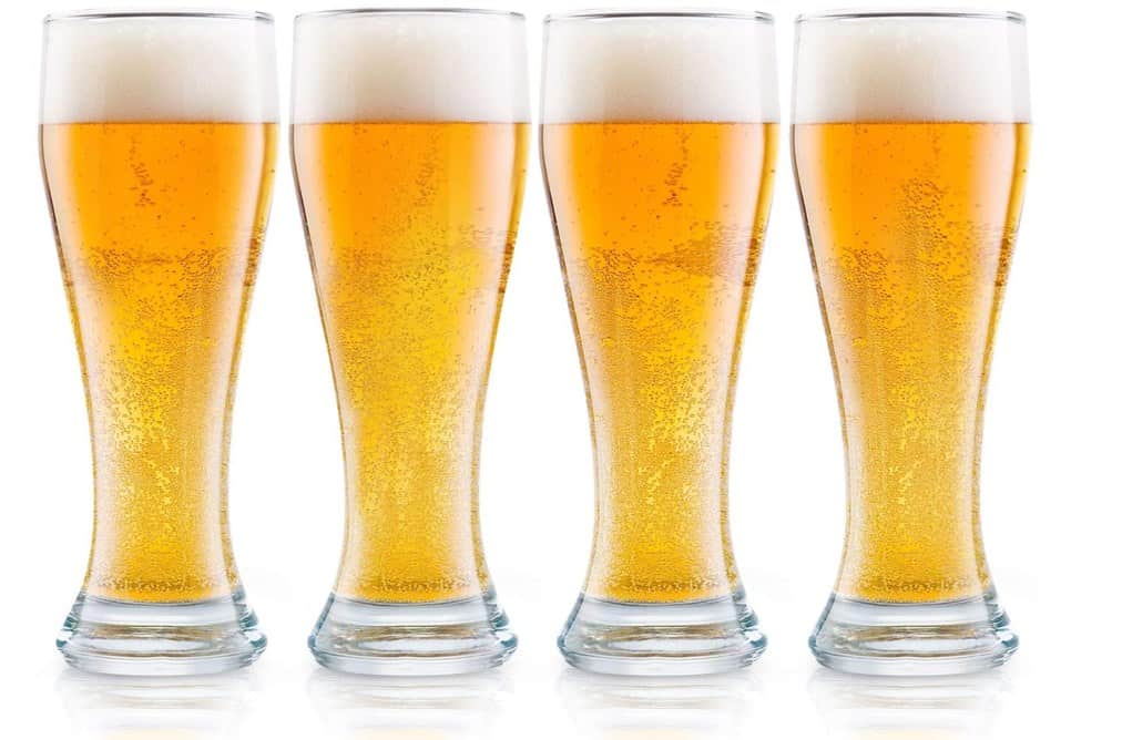 A Complete Guide to the Best Pilsner Glasses - Beertannica